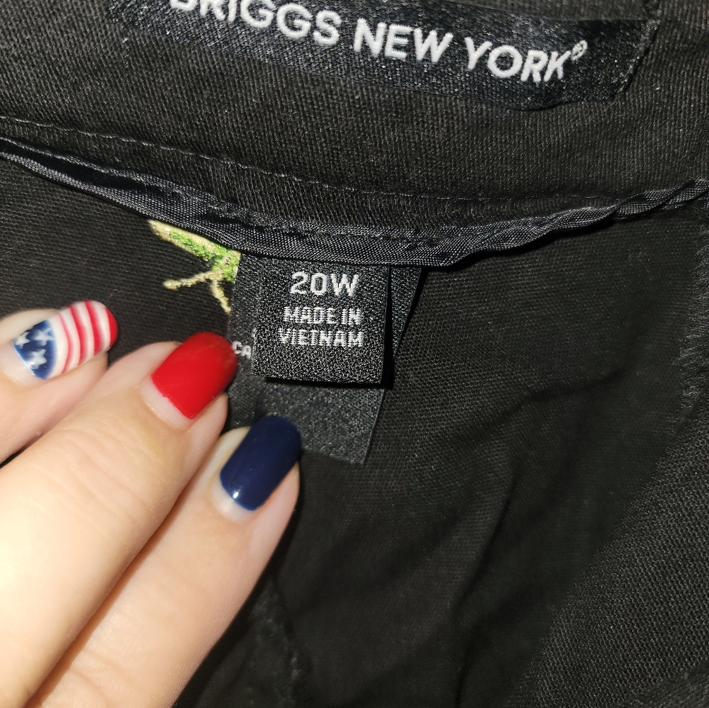 Womens Plus Sz 20W Briggs New York Longer Dragonfly Black Shorts - Picture 5 of 6